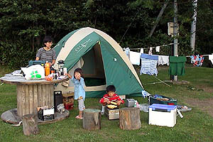 �N�b�`�����ΔȃL�����v��