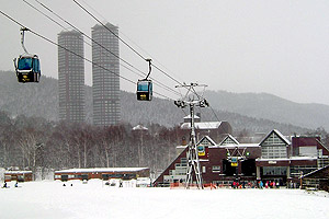 ���]�[�g�Z���^�[