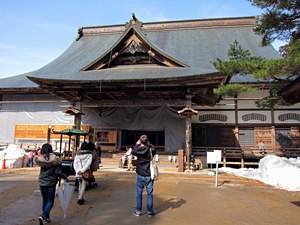 �������@�{��